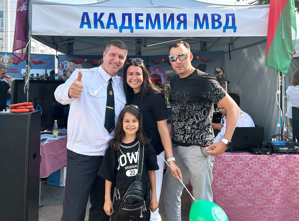Традиционно творческий фестиваль «Славянский базар в Витебске» не проходит без участия представителей столичной милицейской академии